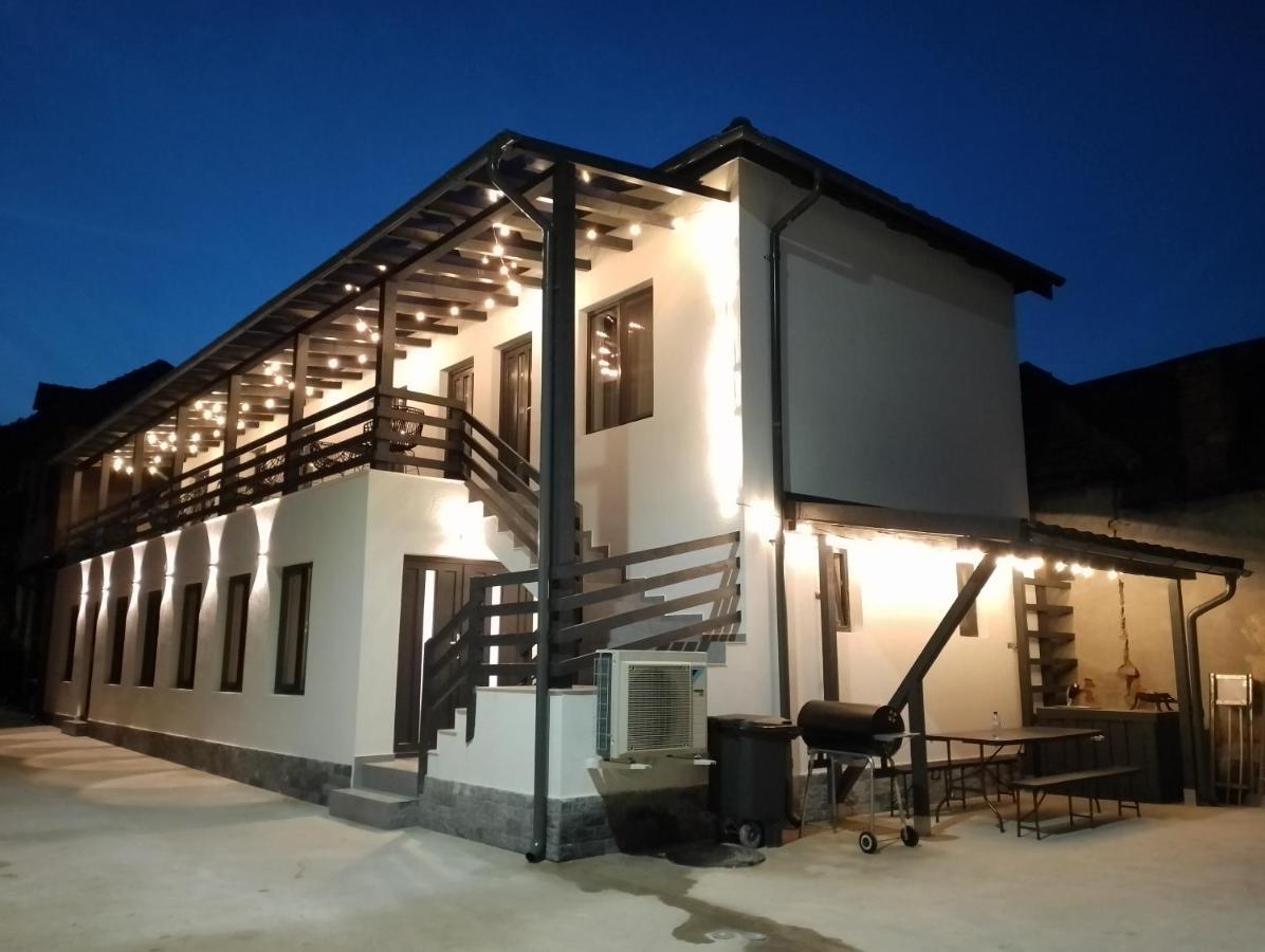 Urbanist Guest House Călimăneşti Екстериор снимка
