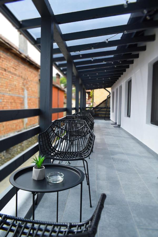 Urbanist Guest House Călimăneşti Екстериор снимка